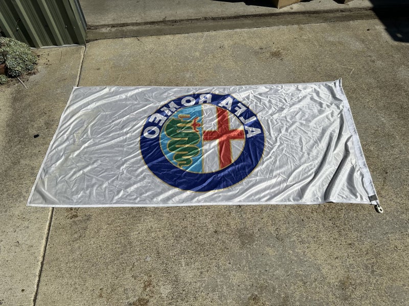 Alpha Romeo Flag Carousel 3