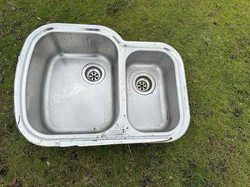 Stainless Steel Double Sink Carousel 1