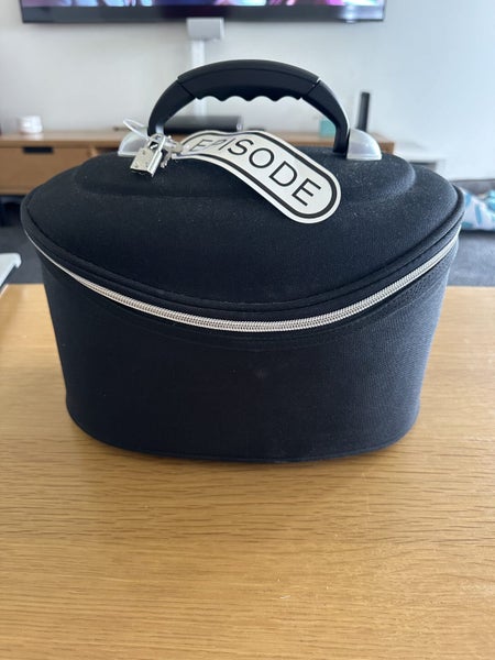 Make Up Travel Case Carousel 1