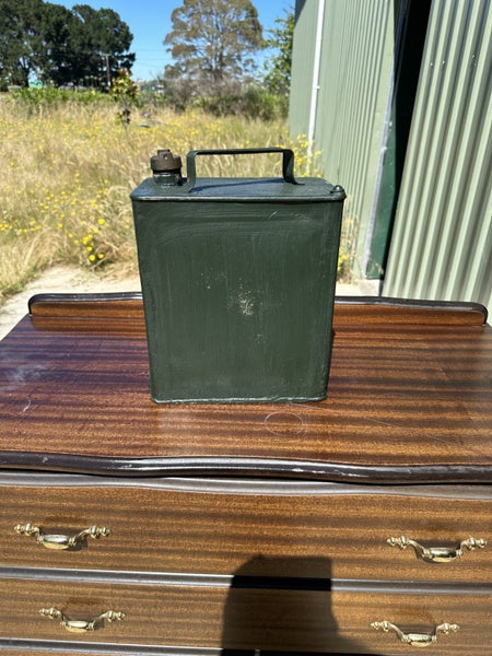 Castrol Fuel Can Carousel 1