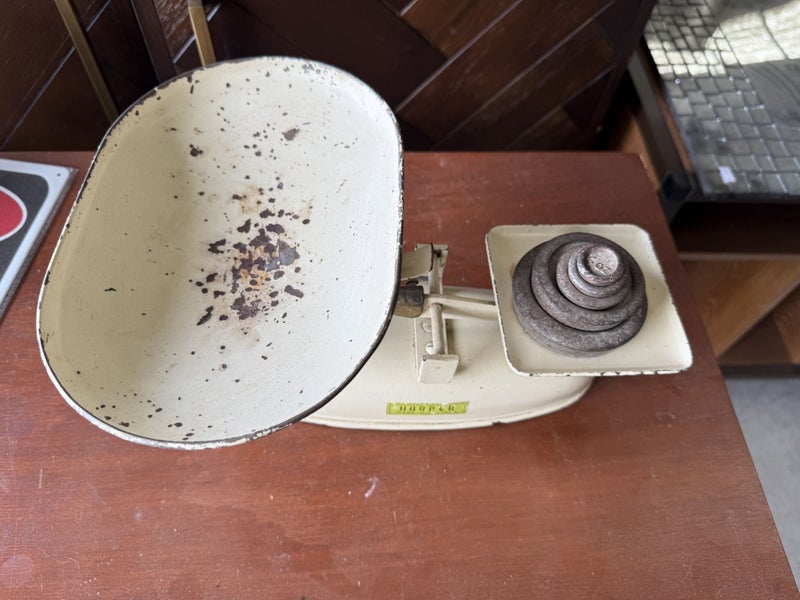Antique Enamel Cream balance scales with weight Carousel 2