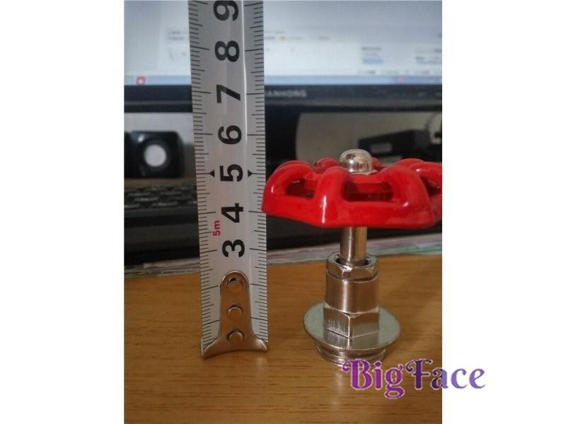 3PCS Industrial Vintage Pipe Bathroom Wall Hooks Metal Coat Hanger Carousel 1