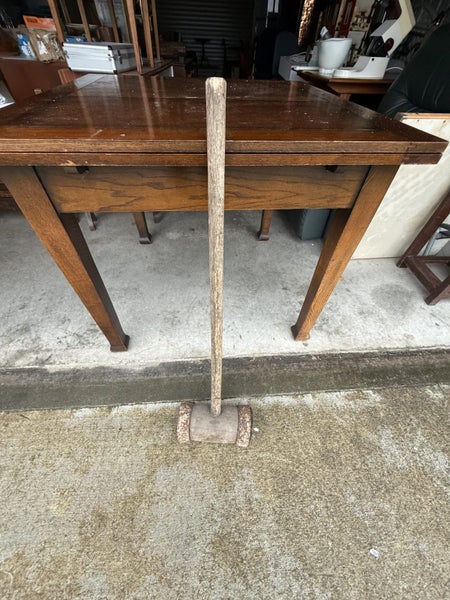 Wooden Maul Head & Handle Carousel 1