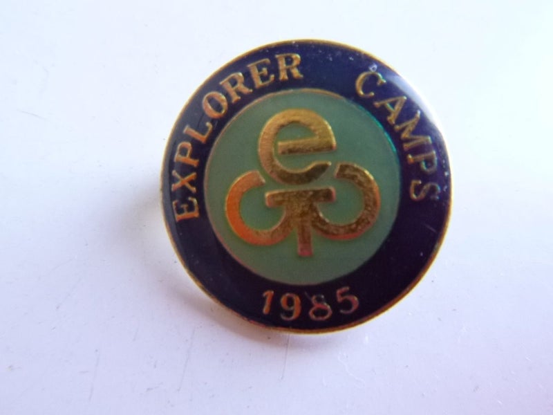 Girl Guides Explorer Camps 1985 Metal Brooch – Size 2cm Carousel 1