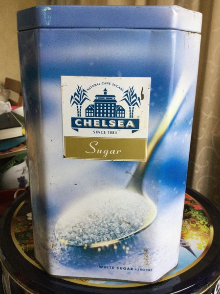 CHELSEA SUGAR TIN Carousel 1