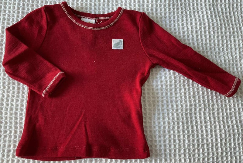 Red merino long sleeve top by Fernz, size 0062864737520003111
