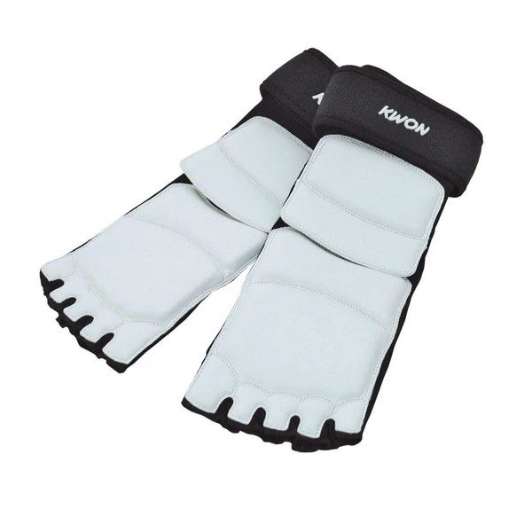 Kwon Evolution Foot Protector Medium Carousel 1