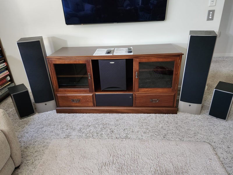 Entertainment Center with home theatre Carousel 1