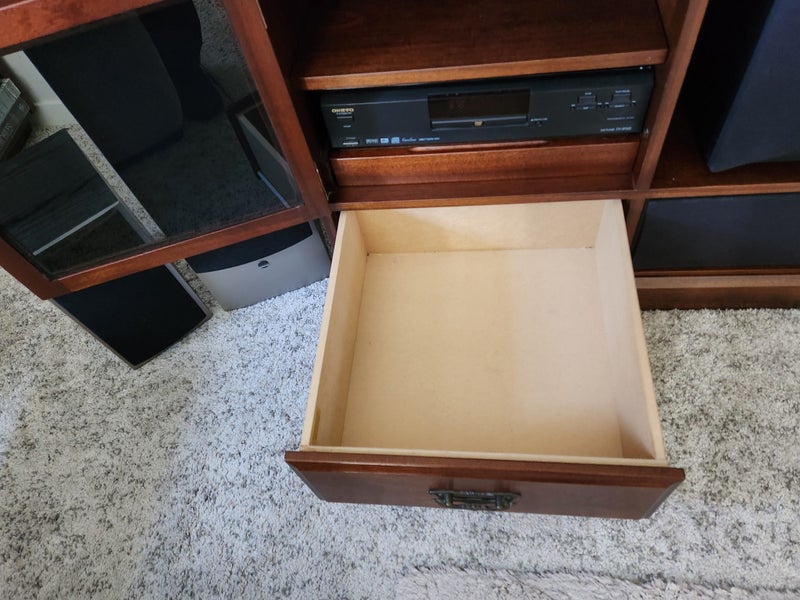 Entertainment Center with home theatre62863224629251113