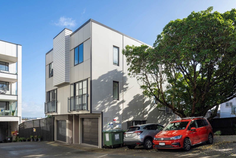 Smart Living – Top Location – Great Start62885375787521113