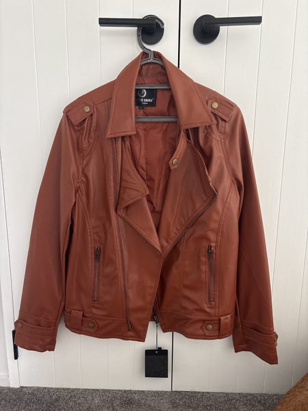 Women’s jacket Carousel 1