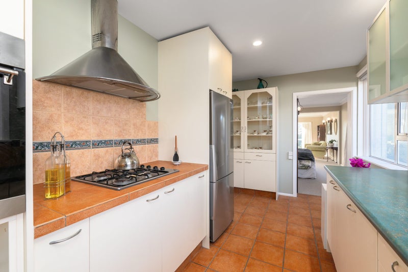 Versatile, Inviting, and Ideally Located!62885375591298111