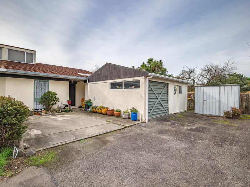 Blank Canvas in Prime Location62885375910785111