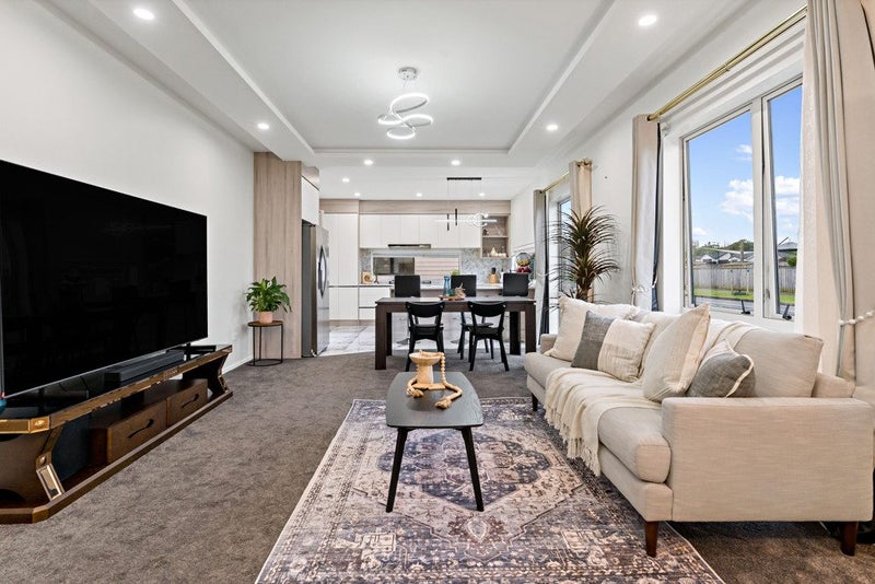 Potential for Extended Family Living62885375976834112