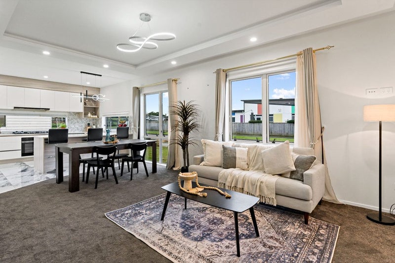 Potential for Extended Family Living62885375976834113