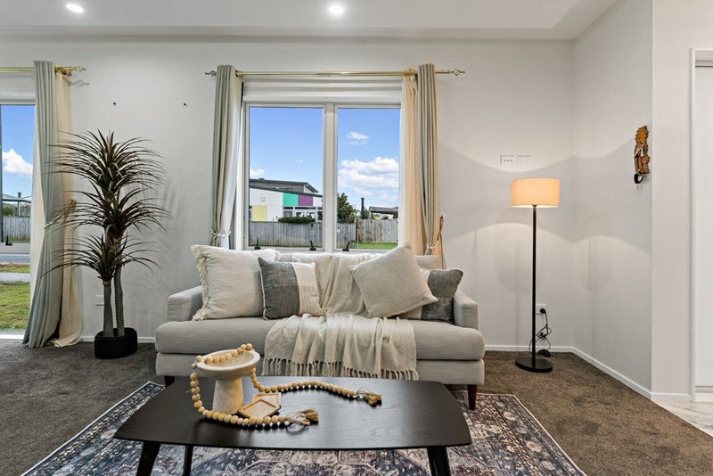 Potential for Extended Family Living62885375976834114