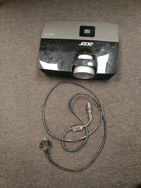ACER P1380W Carousel 1