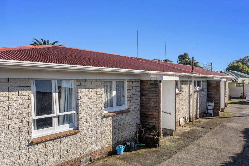 Image 1 of 22