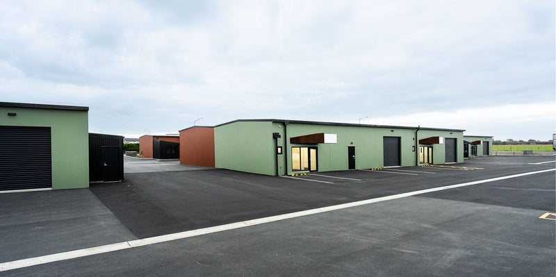Image 1 of 18