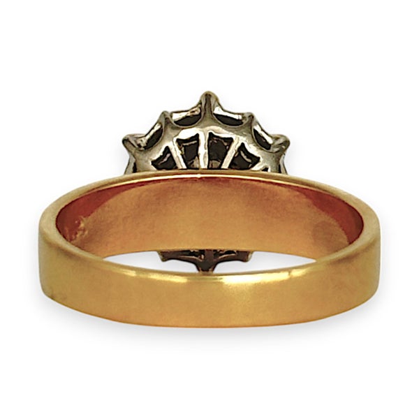 18K Y/W Gold Diamond 0.63ct Vintage Cluster Dress 1997 Ring Size N1/2. R # 17362938585891969113