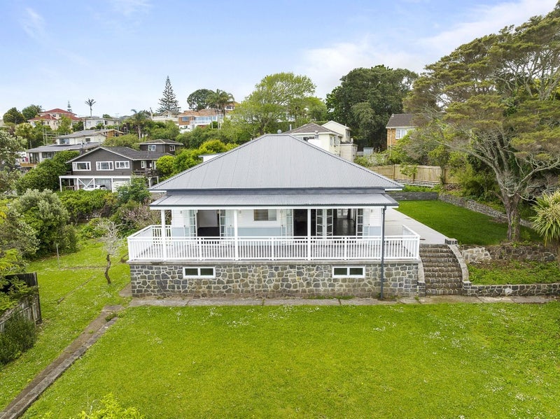 Hillsborough, 5 bedrooms63621369102851111