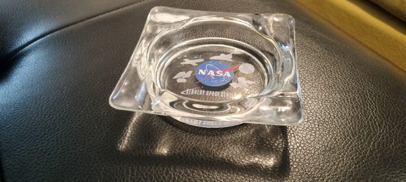 Vintage NASA Souvenir Ashtray Carousel 1
