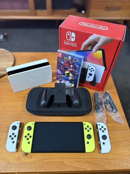 Nintendo OLED Switch Carousel 1