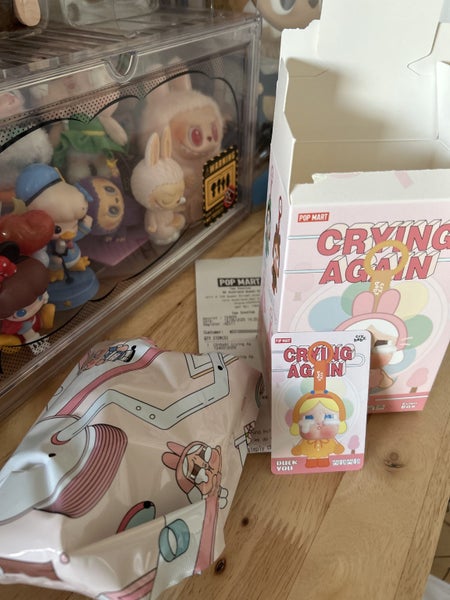 Popmart crybaby crying again vinyl face plush Carousel 1