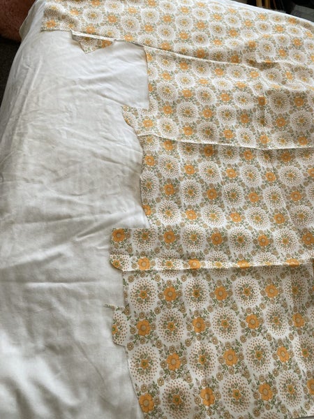 Vintage Floral Print Fabric Carousel 4