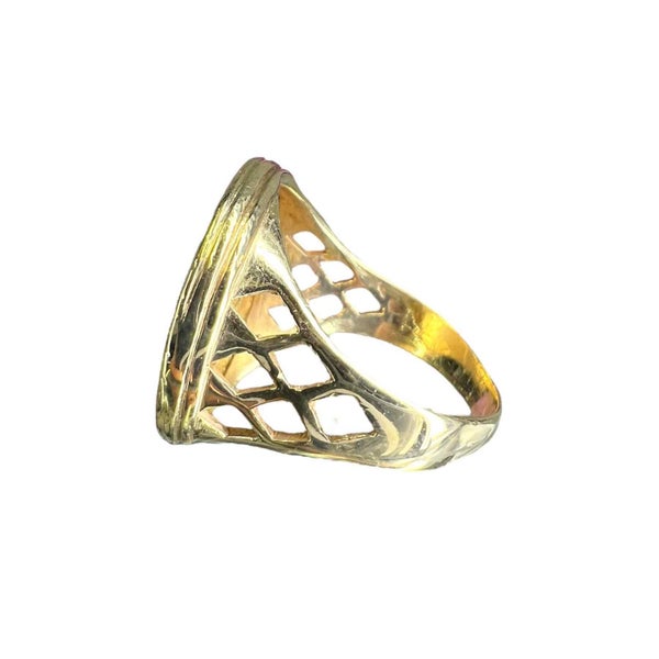 9/22CT YELLOW GOLD FULL SOVEREIGN RING Carousel 2