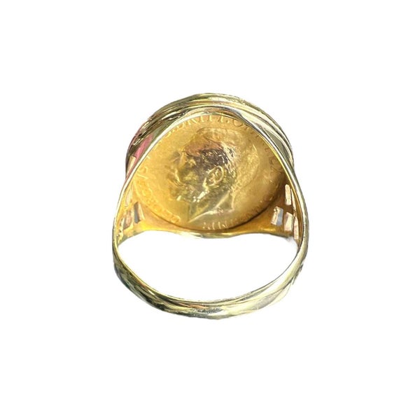 9/22CT YELLOW GOLD FULL SOVEREIGN RING Carousel 3