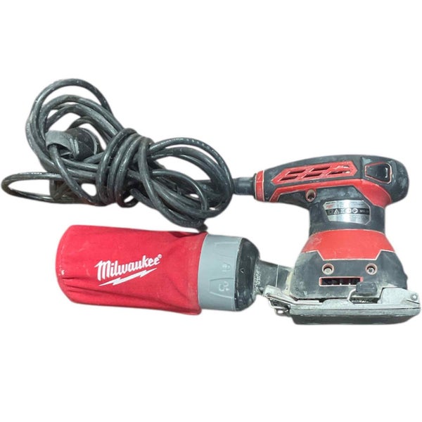 MILWAUKEE SANDER SPS 140 Carousel 2