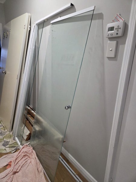 Shower door Carousel 3