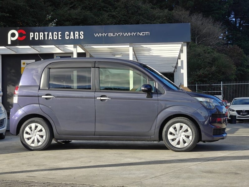 2014 Toyota Spade F Model63612194927235114