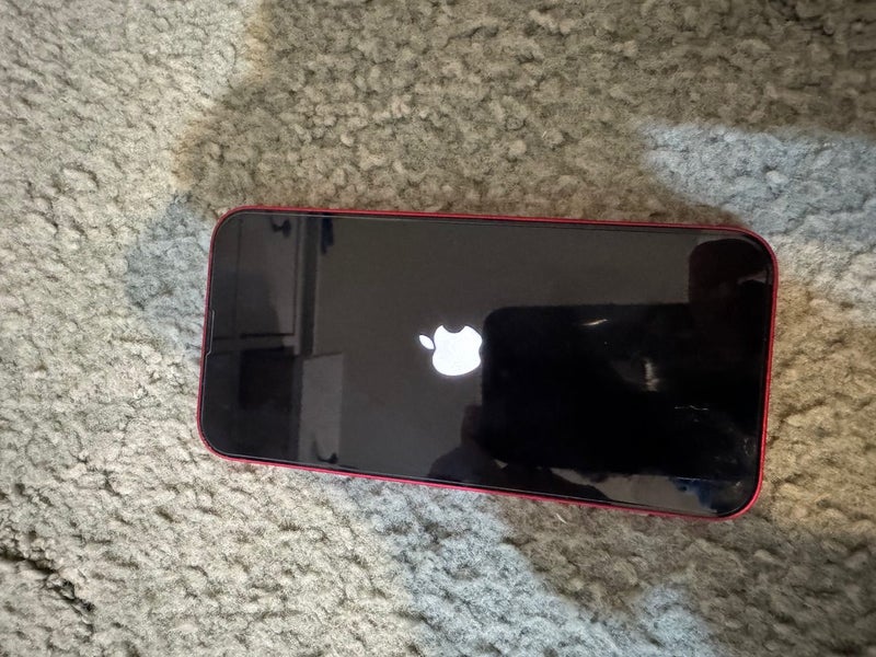iPhone 13 red 128gb Carousel 1