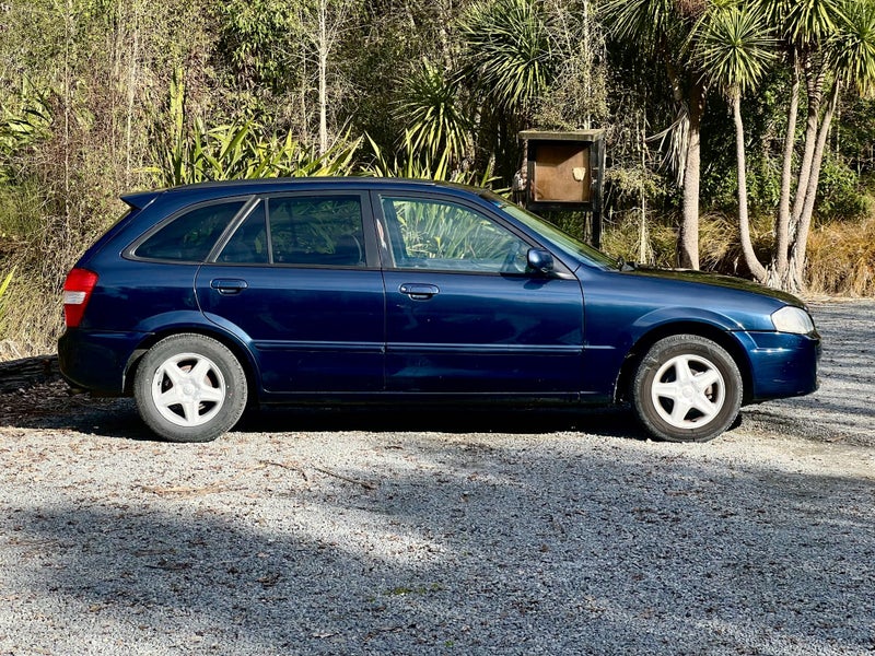 1999 Mazda Familia62863250358401111