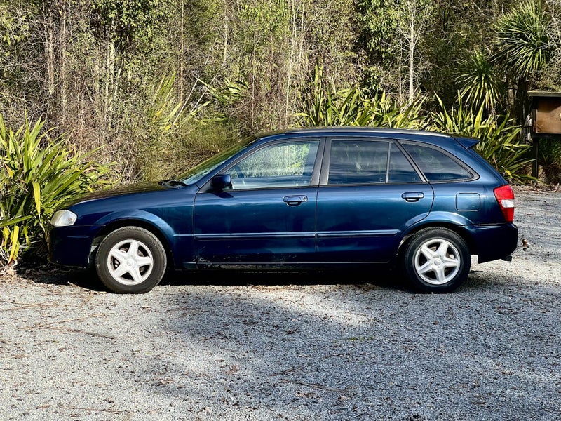 1999 Mazda Familia62863250358401114