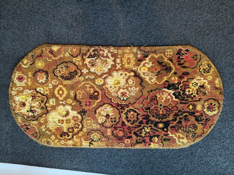 Axminster rug, this is the second one we have listed Carousel 1