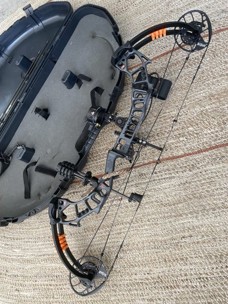 PSE Xpedite Compound Bow – Speed, Power & Precision in One Package62863873466881111