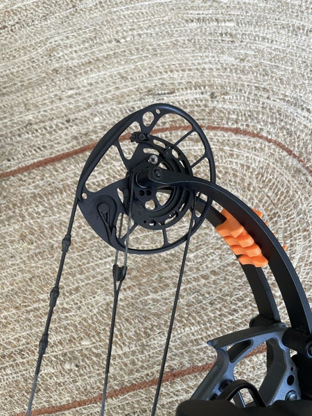 PSE Xpedite Compound Bow – Speed, Power & Precision in One Package62863873466881114