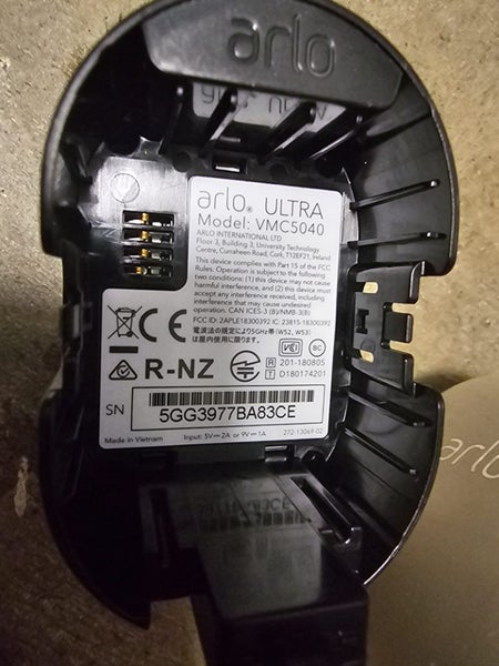 Arlo ultra VMC5040 camera cctv Carousel 2