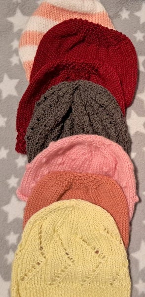 22 Hand Knitted Woollen Baby Beanies62863845270785111