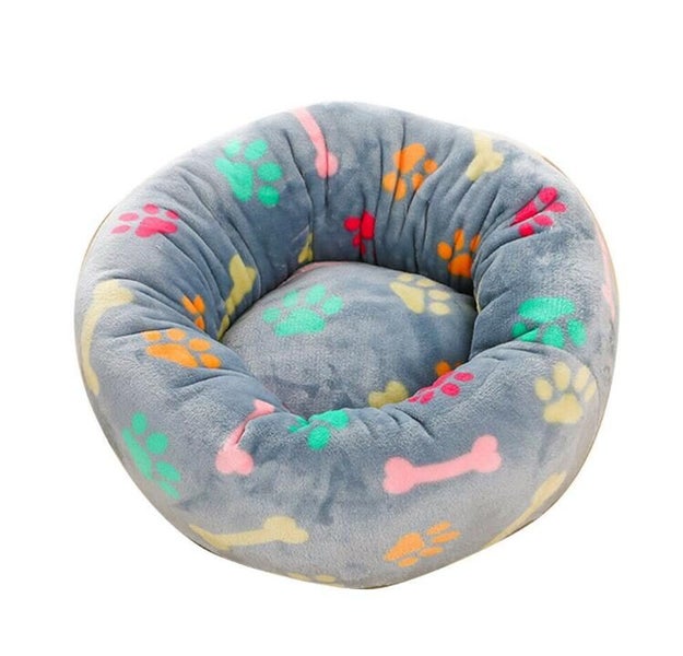 Pet Bed Cat Soft Warm Calming Mat Carousel 1