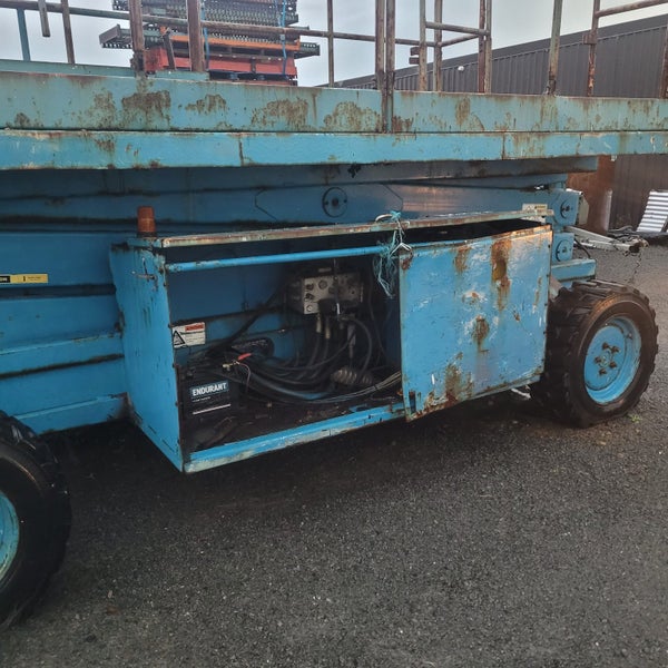Scissor Lifter Carousel 2