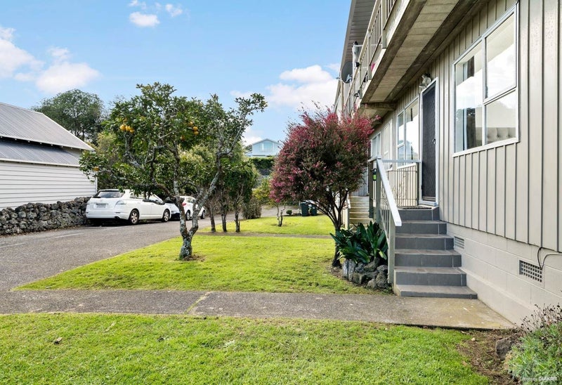 Image 1 of 11