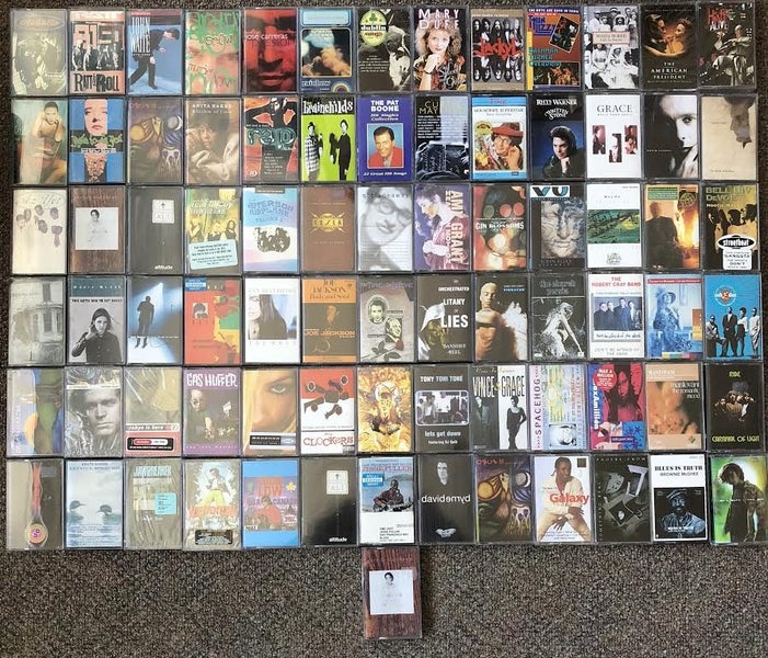 CASSETTE AUCTION 1 Carousel 1