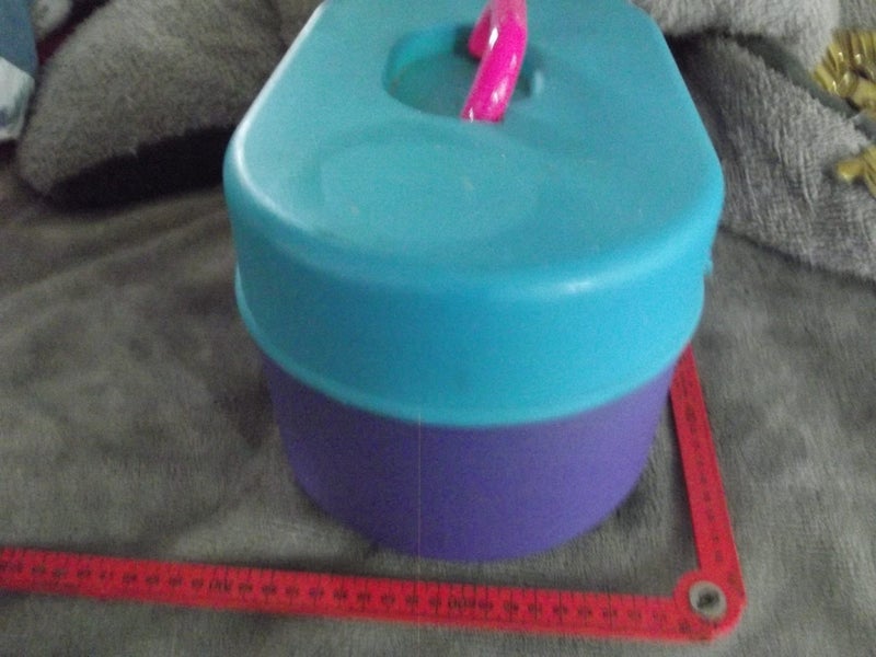 Makeup Box Carousel 3