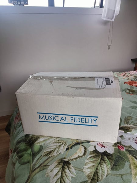 Musical fidelity M1 dac Carousel 6