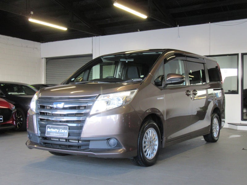 2014 Toyota Noah VOXY HYBRID LOW 96KM SALE!62854327651841112