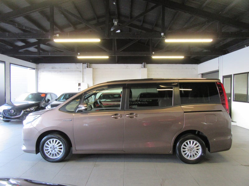 2014 Toyota Noah VOXY HYBRID LOW 96KM SALE!62854327651841113